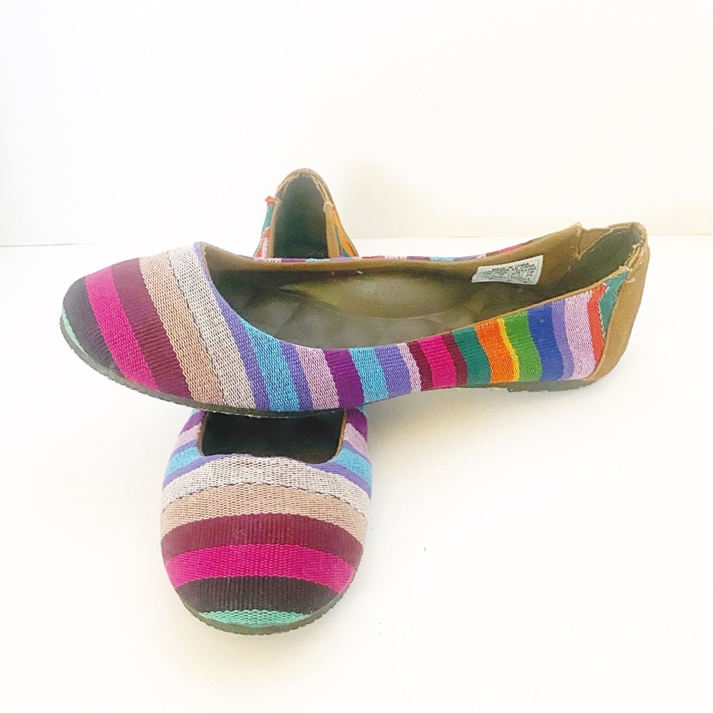 Reef serape flats sz 7